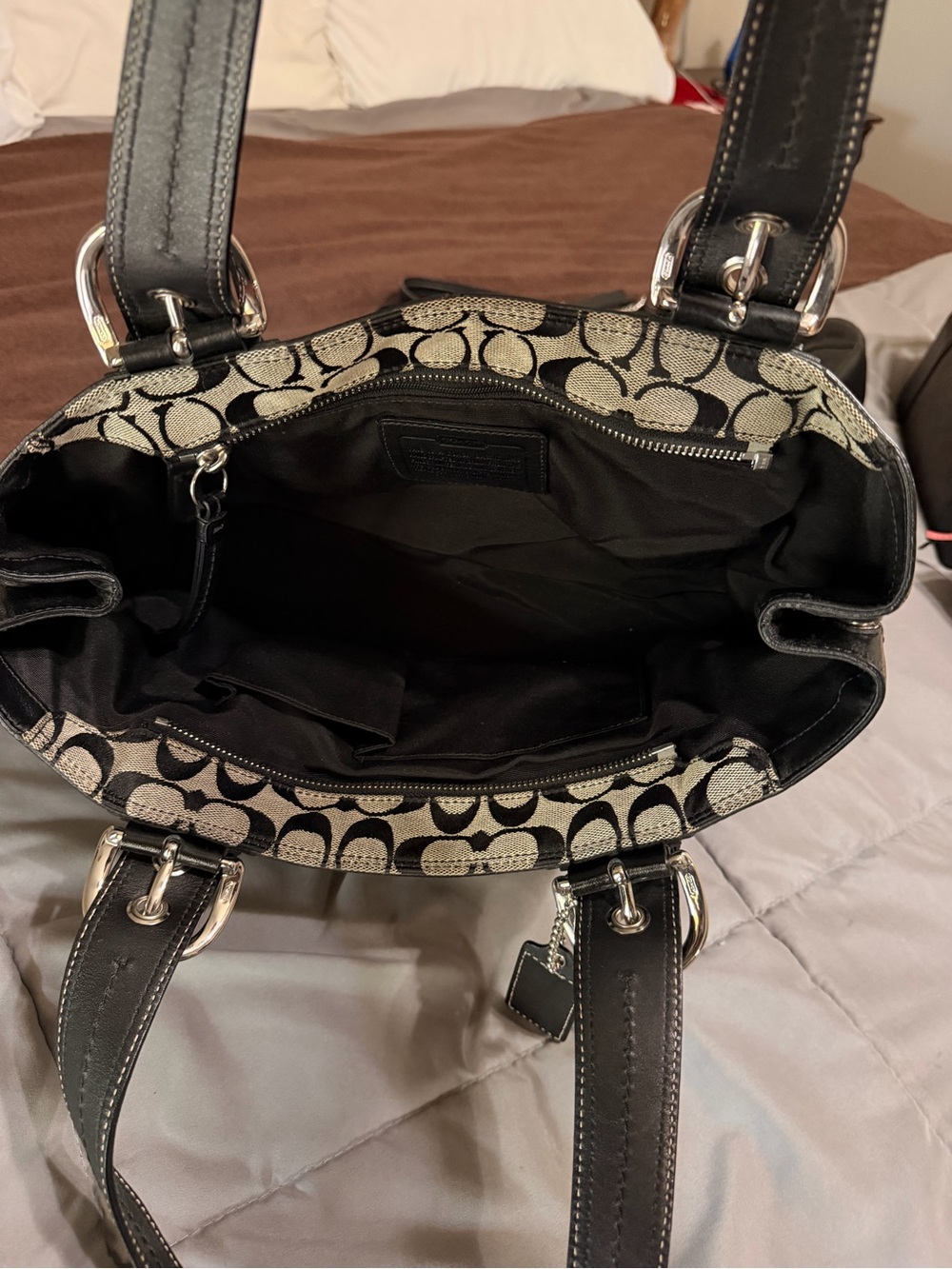 Coach Black and Cream Signature Shoulder Tote